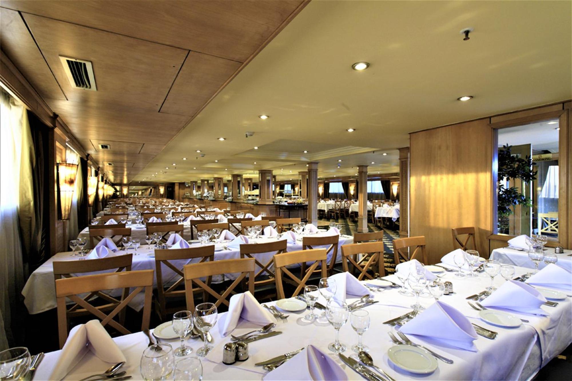 Iberotel Crown Empress Nile Cruise - Every Monday From Luxor For 07 & 04 Nights - Every Friday From Aswan For 03 Nights Exterior foto